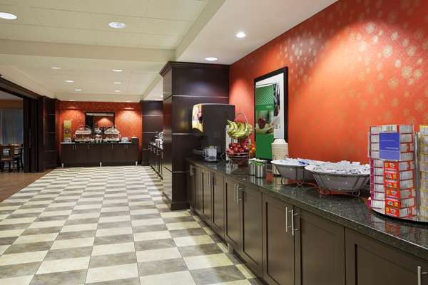 Restaurant - Hampton Inn Galleria Houston