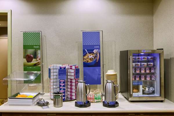 Restaurant - Hampton Inn & Suites Rosenberg