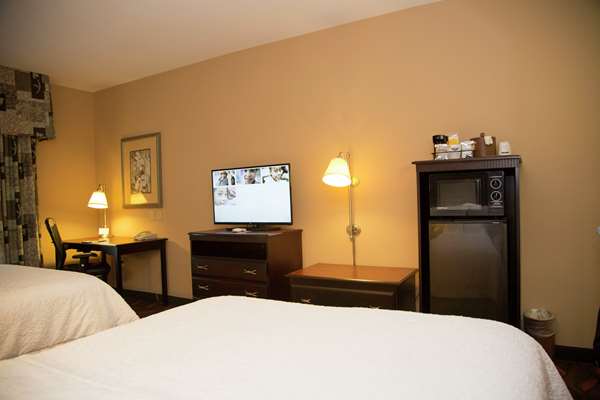  - Hampton Inn & Suites Rosenberg