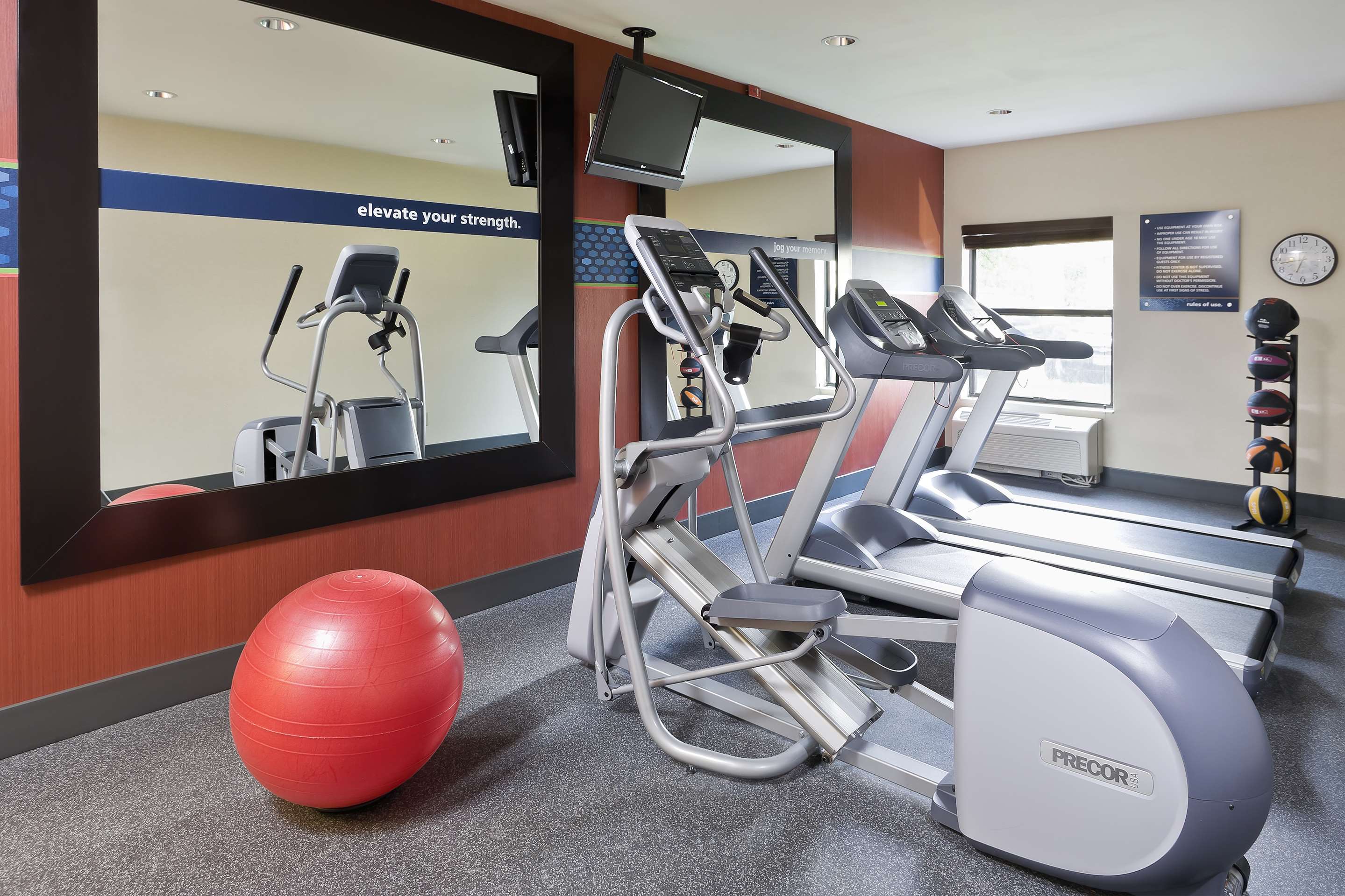 Health club fitness center gym | Hampton Inn Houston/Stafford
