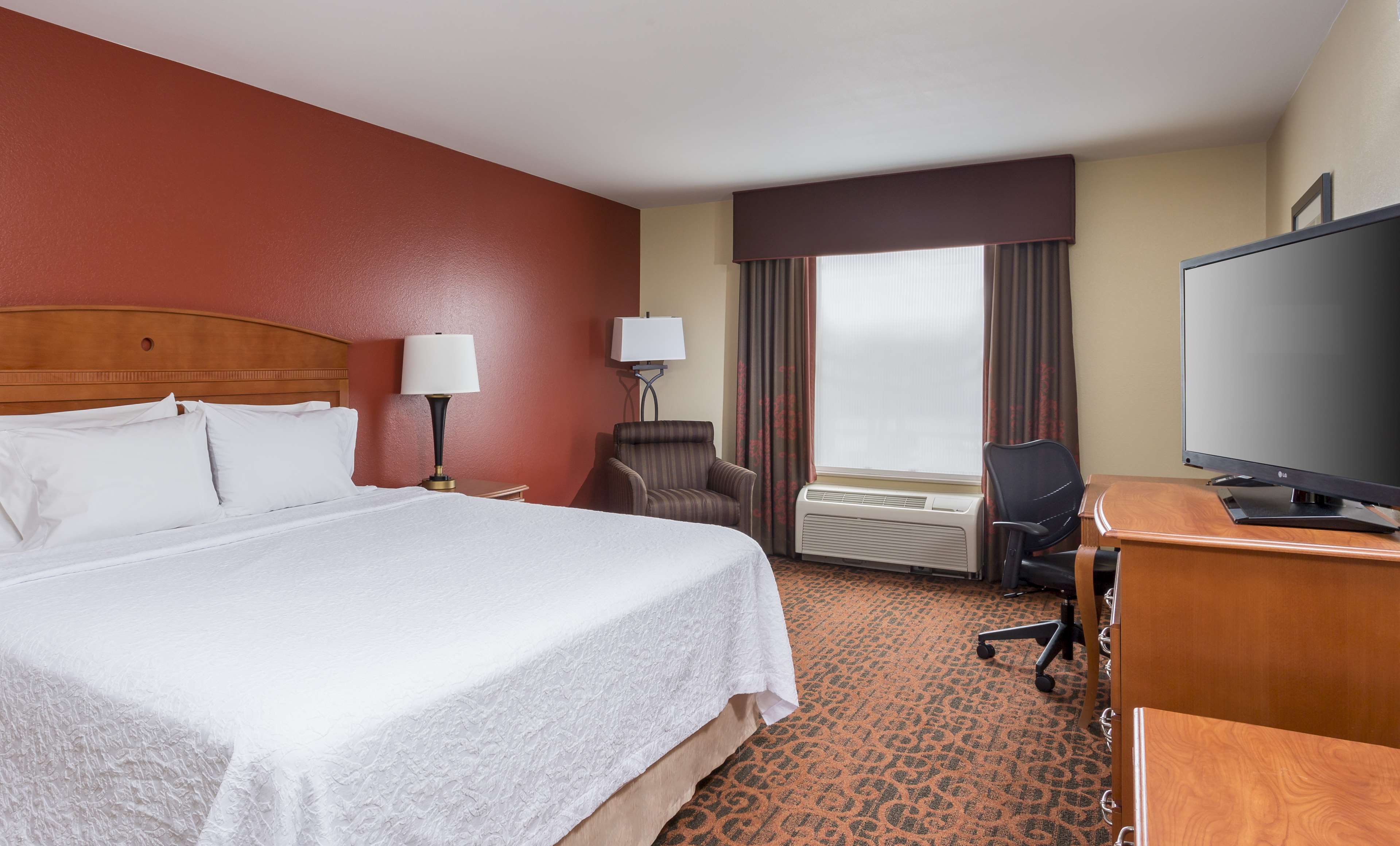 Hampton Inn by Hilton Houston/Stafford Room Type - 1 KING BED NONSMOKING