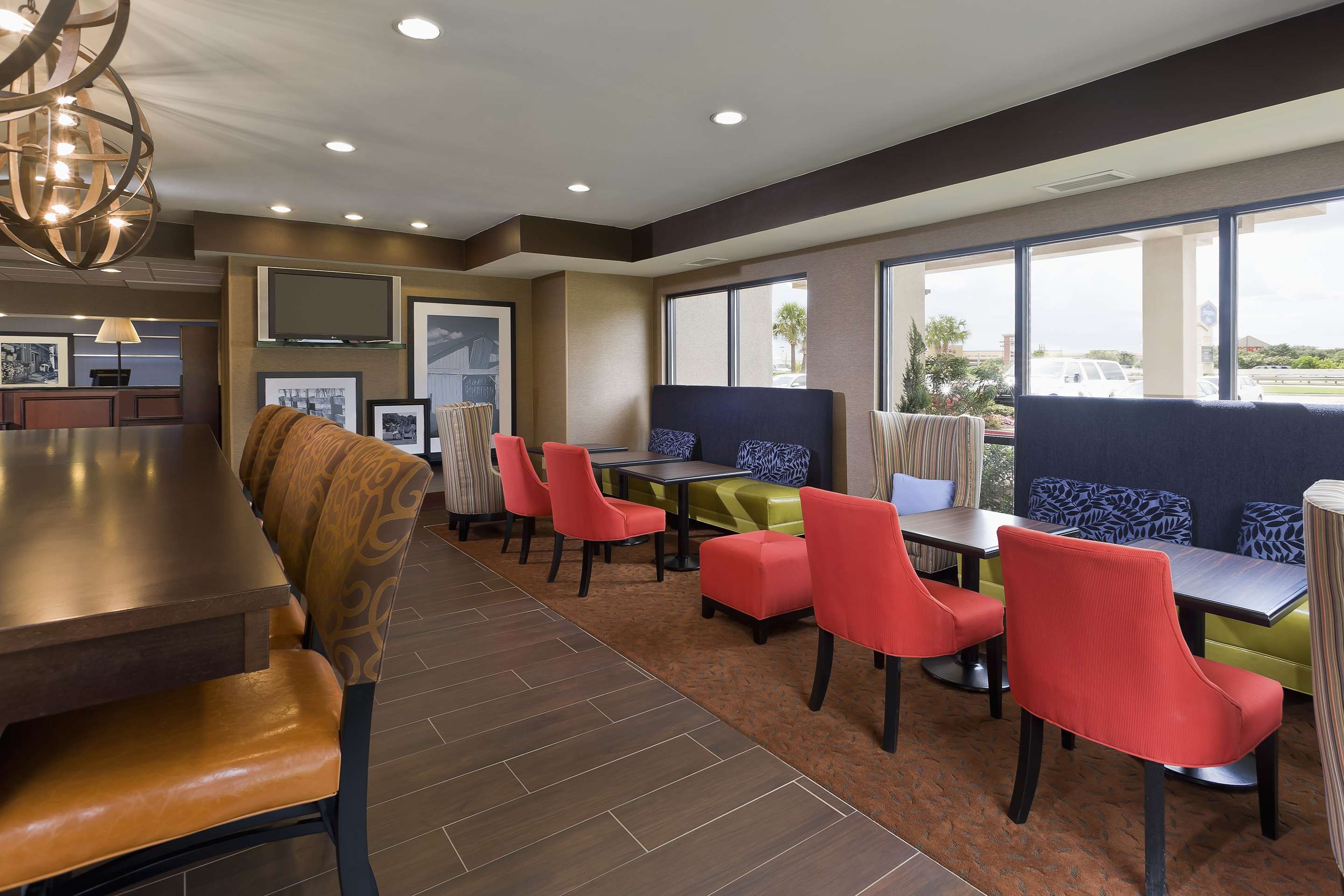 Reception | Hampton Inn Houston/Stafford