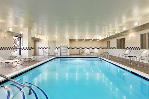 Pool - Hampton Inn Willowbrook Houston
