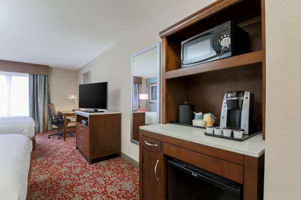  - Hilton Garden Inn Nanuet - I-87, Exit 14
