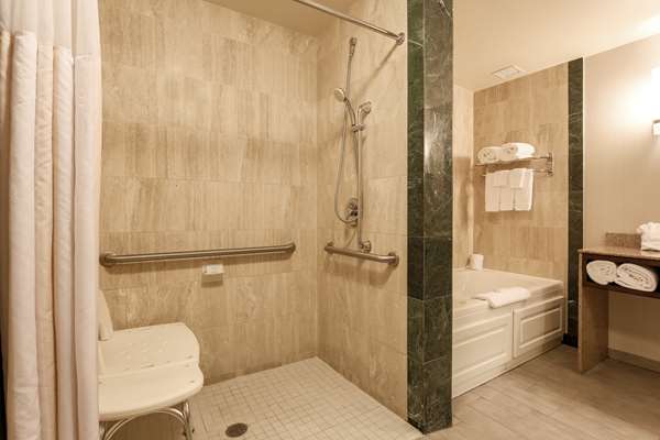  - Hilton Garden Inn Nanuet - I-87, Exit 14