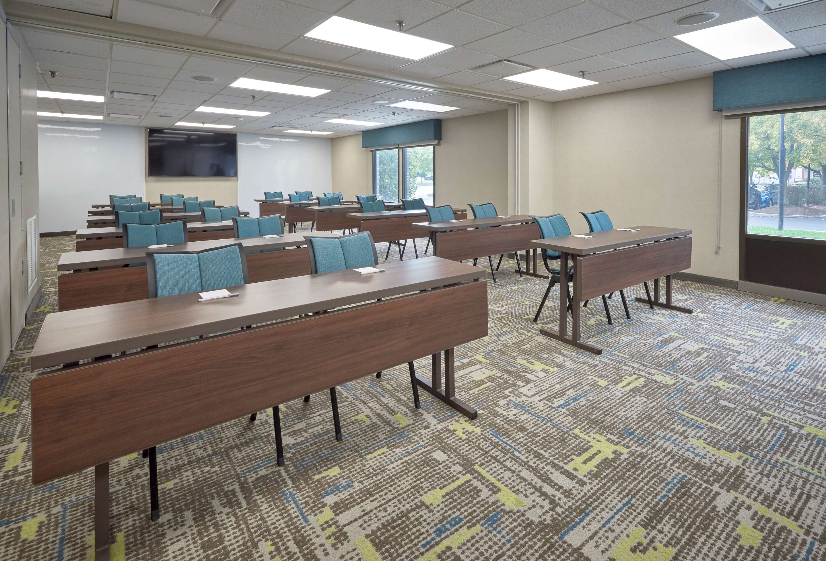 Meeting Room | Hampton Inn by Hilton Harrisburg West