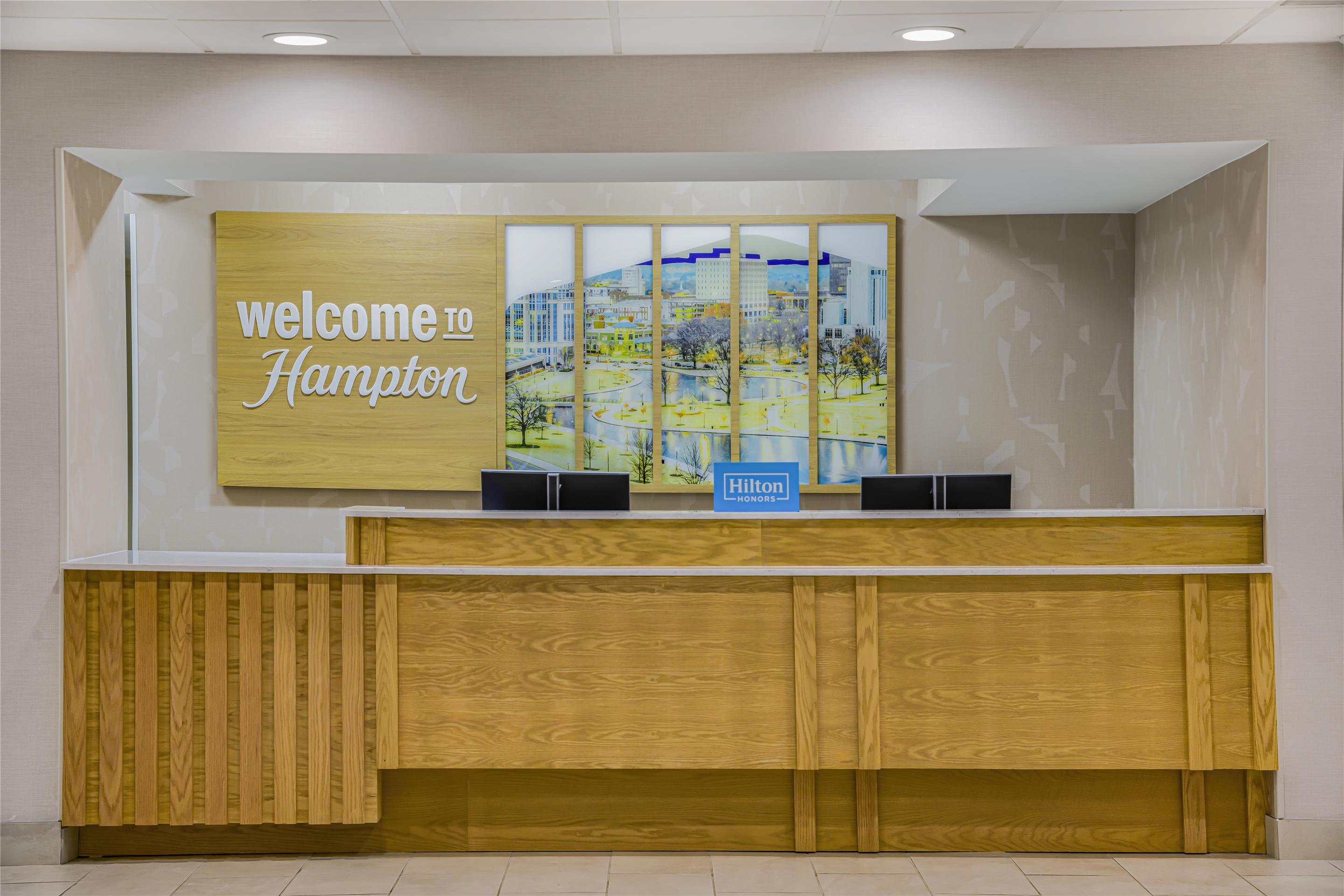 Reception | Hampton Inn Huntsville-Arsenal/South Parkway