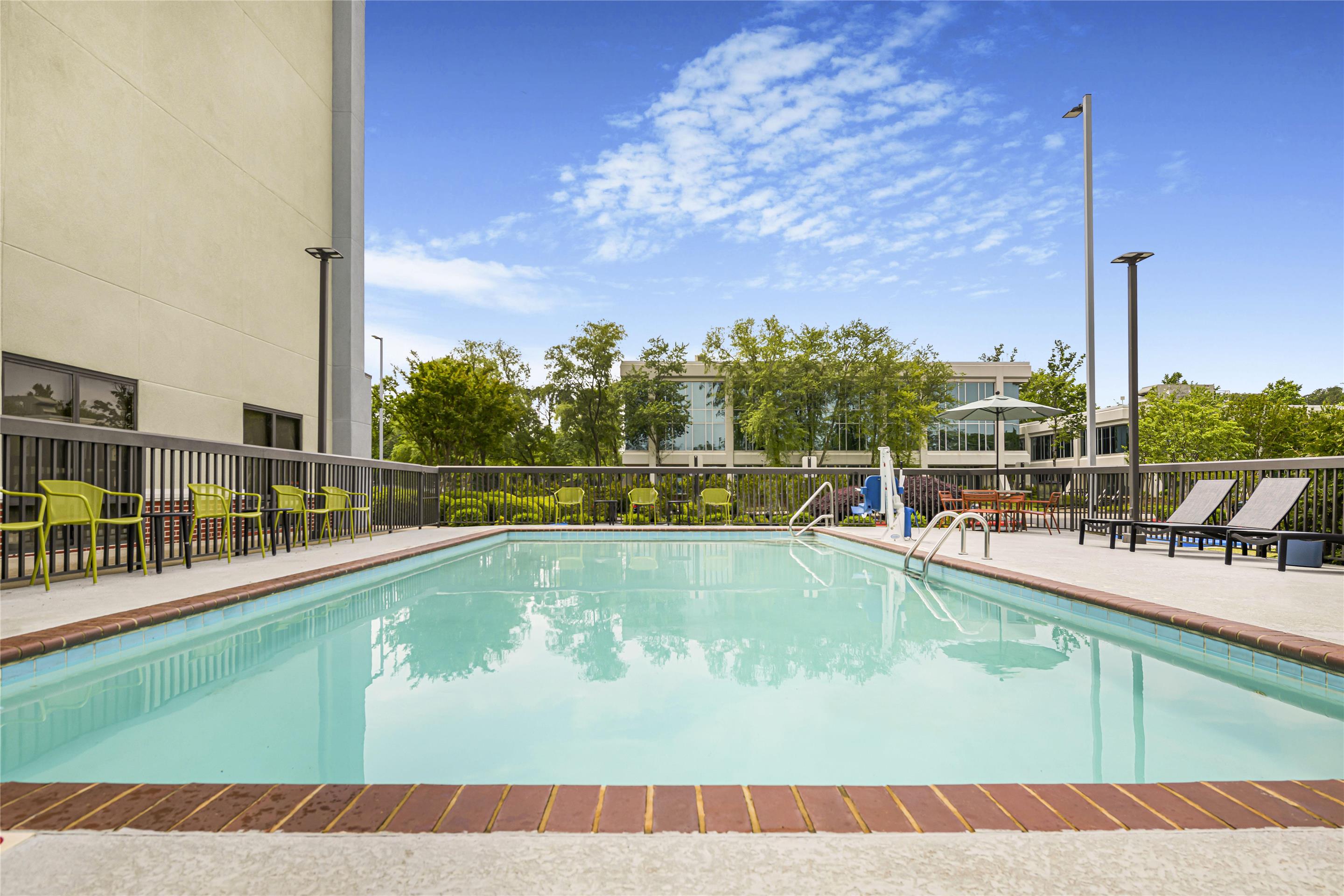 Pool | Hampton Inn Huntsville-Arsenal/South Parkway