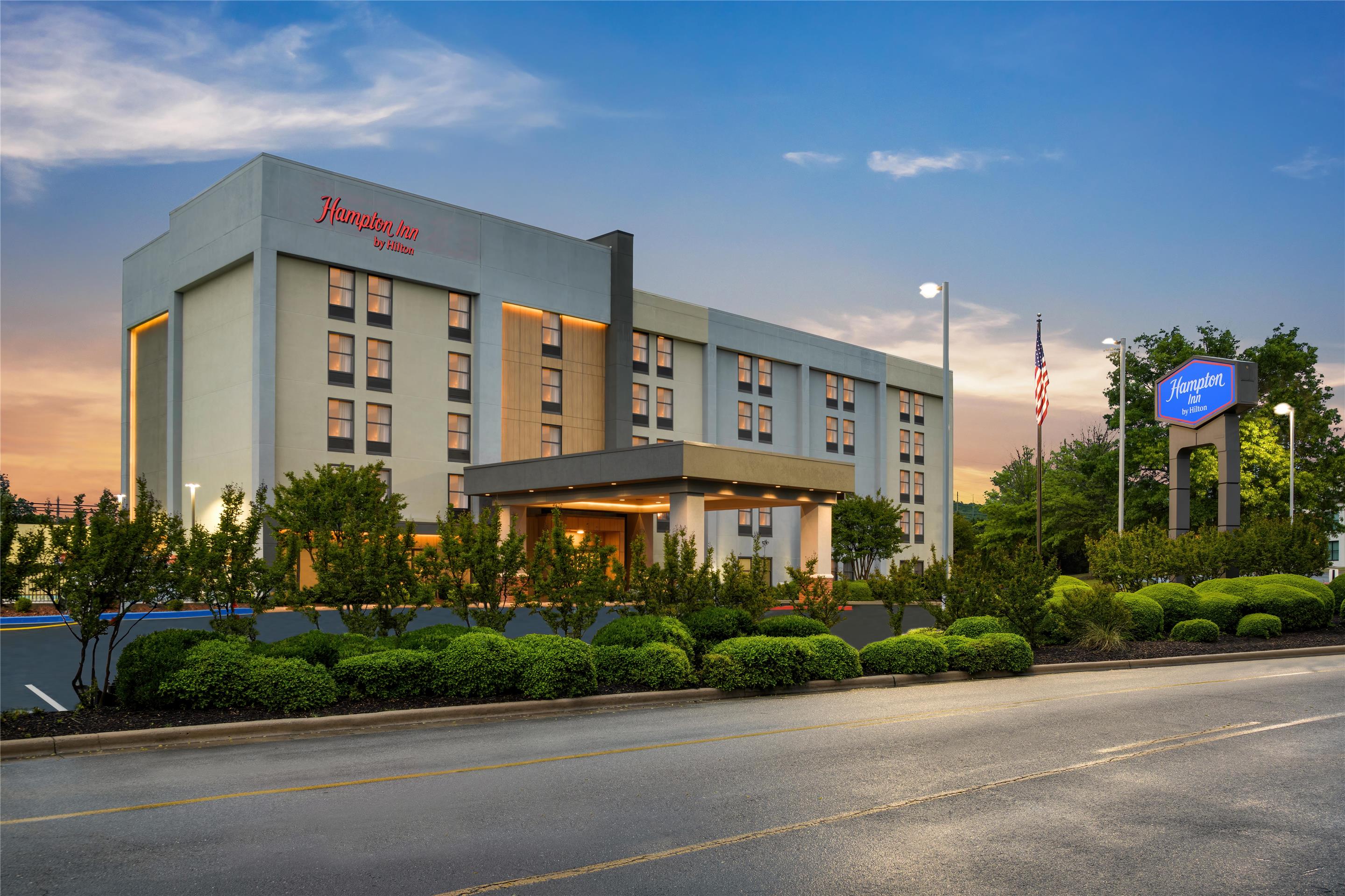 Exterior | Hampton Inn Huntsville-Arsenal/South Parkway
