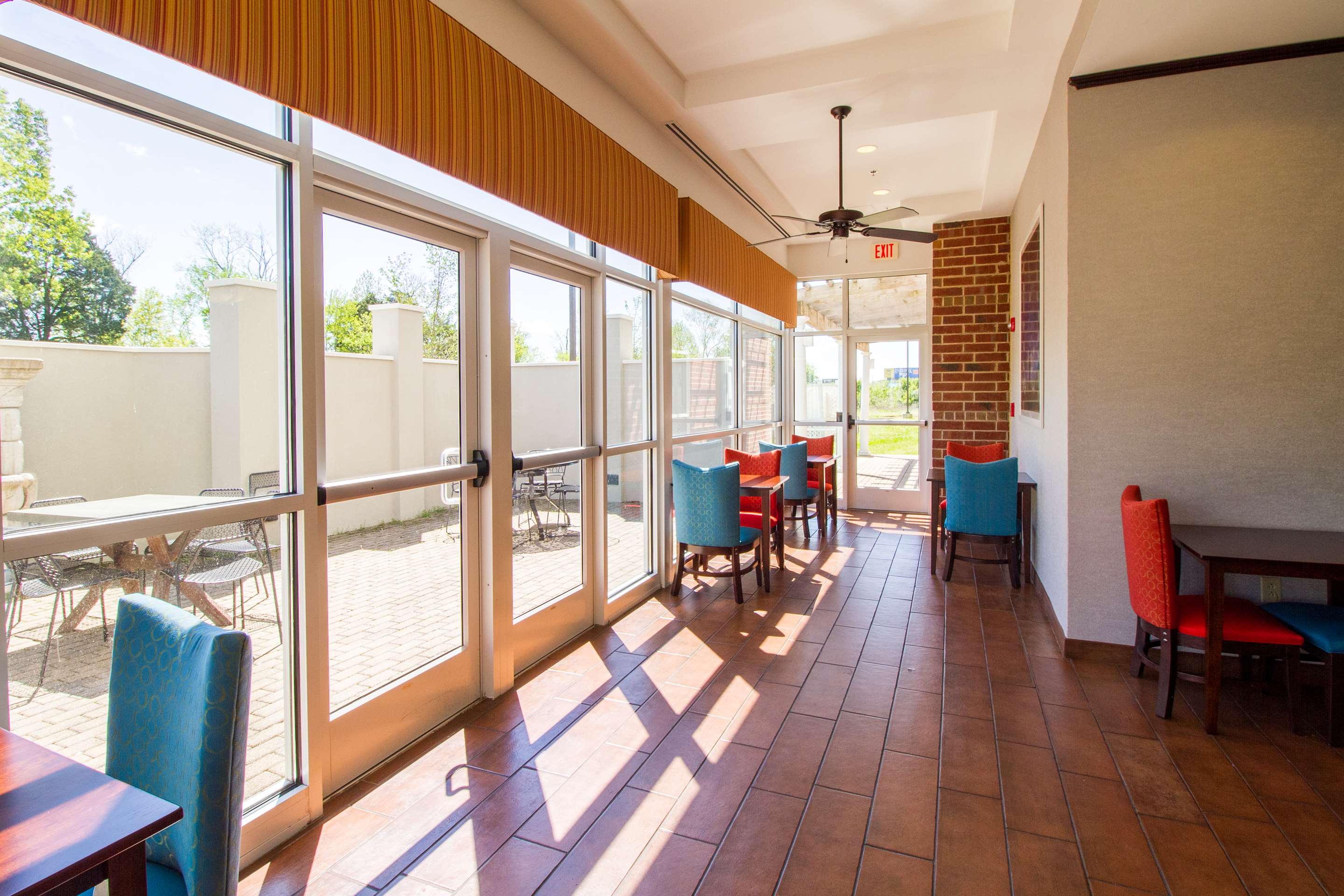 Lobby | Hampton Inn & Suites Huntsville Hampton Cove