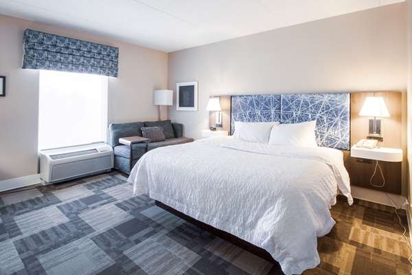  - Hampton Inn & Suites Huntsville