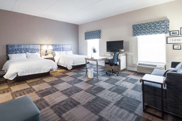  - Hampton Inn & Suites Huntsville