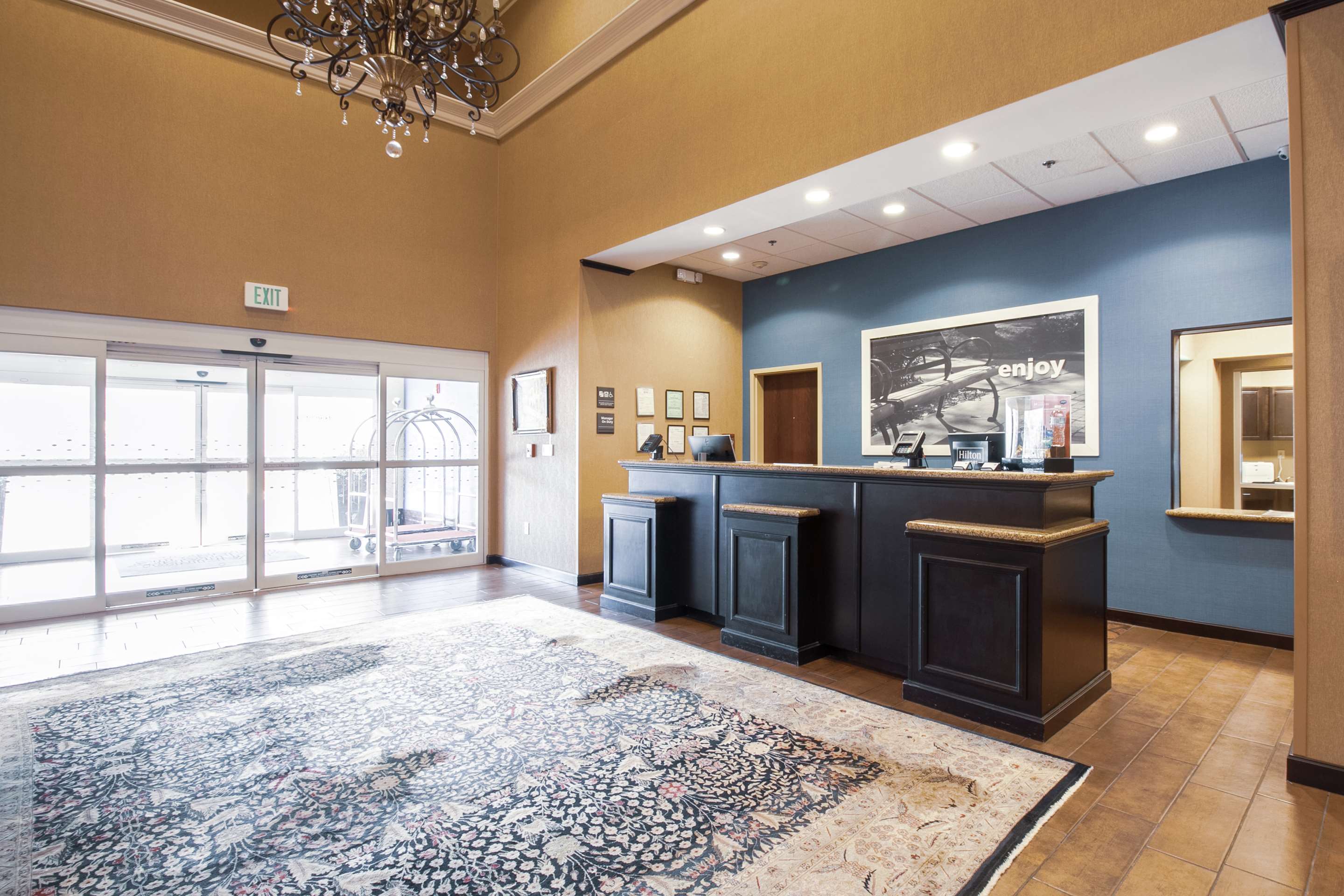 Reception | Hampton Inn & Suites Huntsville Hampton Cove