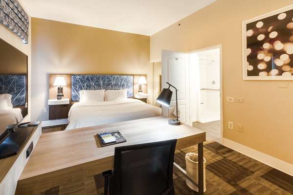  - Hampton Inn & Suites Huntsville