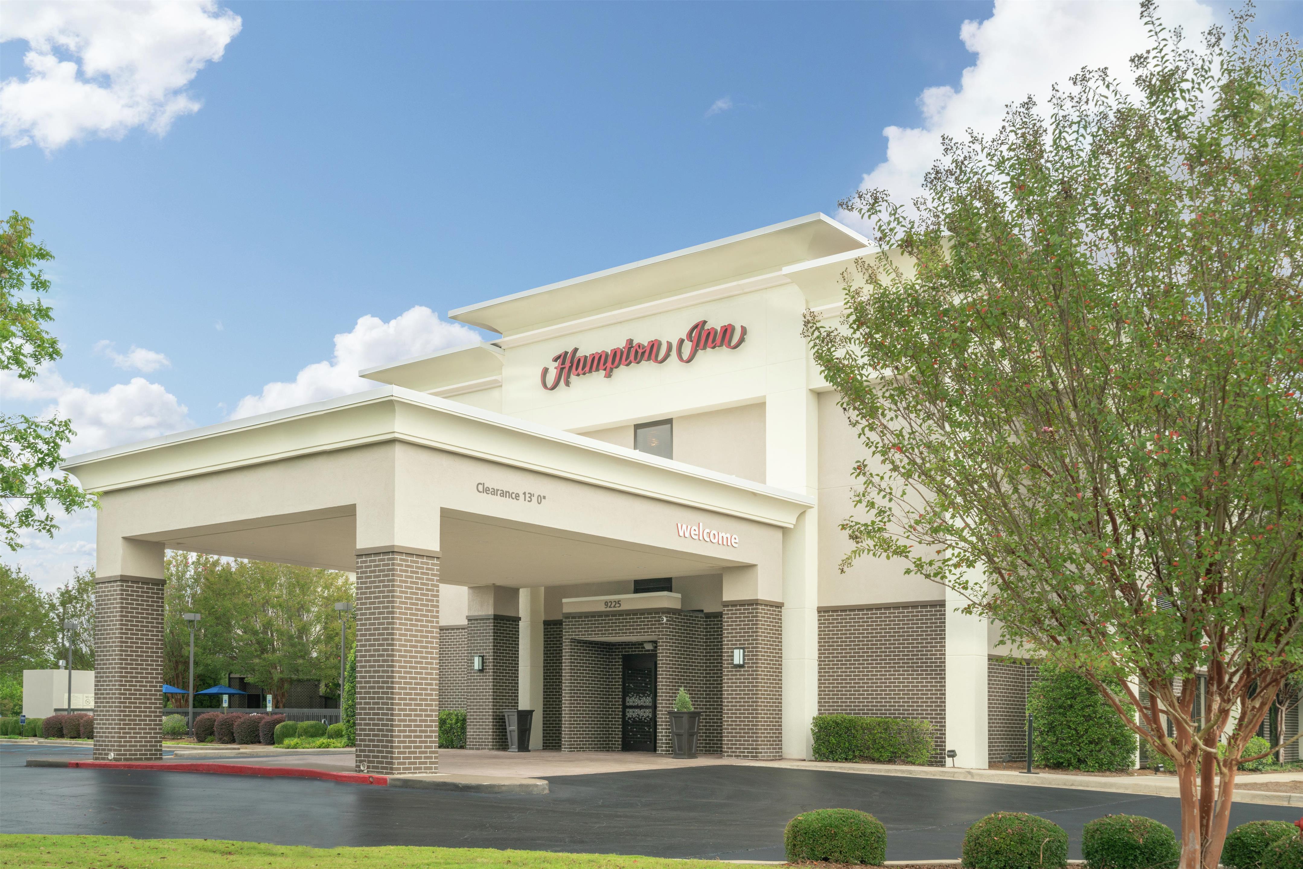 Exterior | Hampton Inn Madison Huntsville Airport