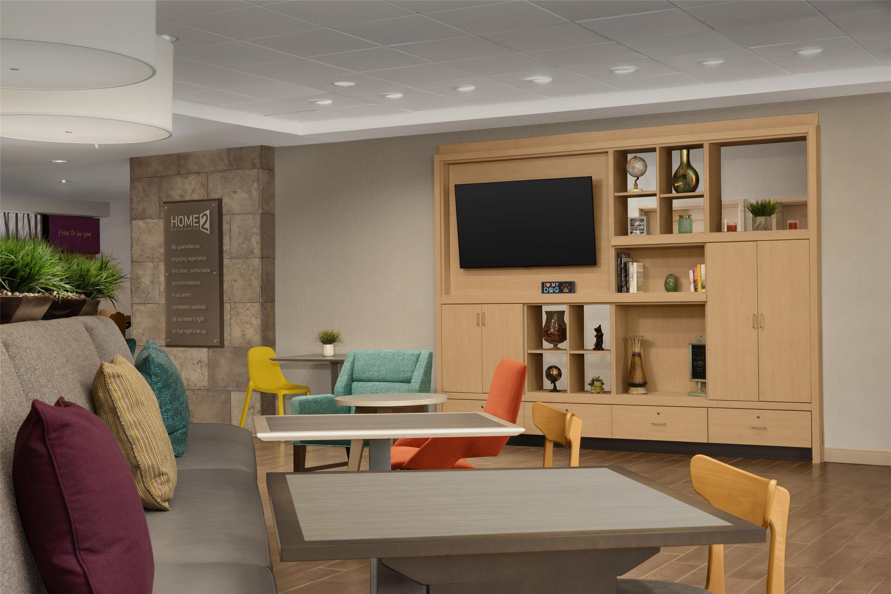 Lobby | Home2 Suites by Hilton Huntsville/Research Park Area, AL