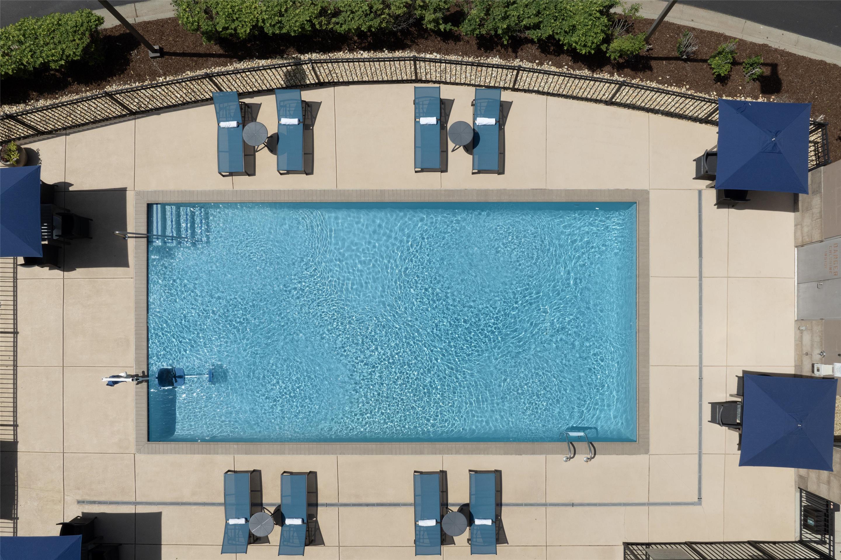 Pool | Home2 Suites by Hilton Huntsville/Research Park Area, AL