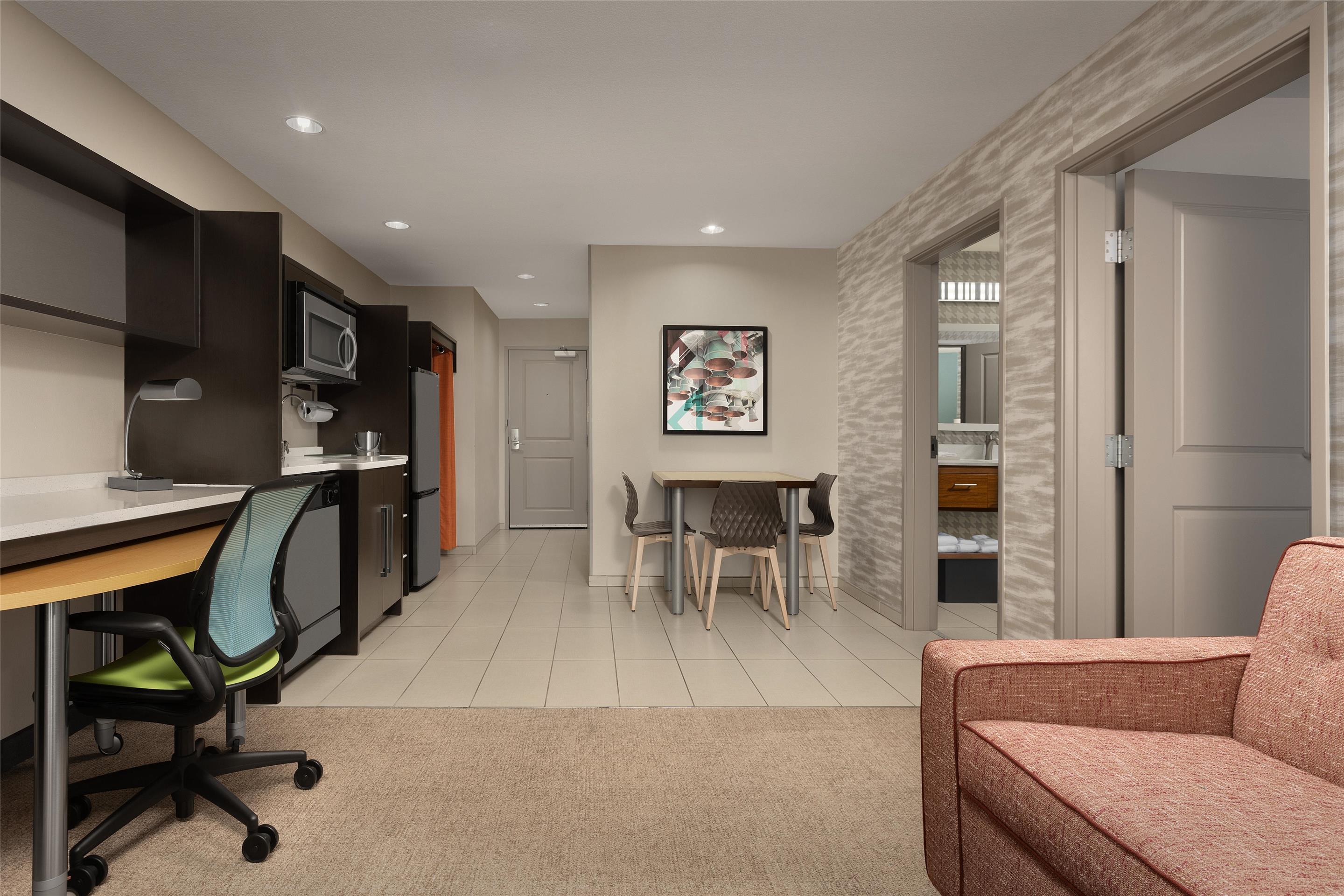 Guest room