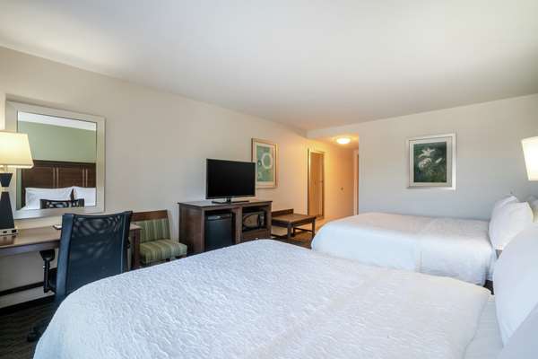  - Hampton Inn University Huntington - I-64, Exit 11