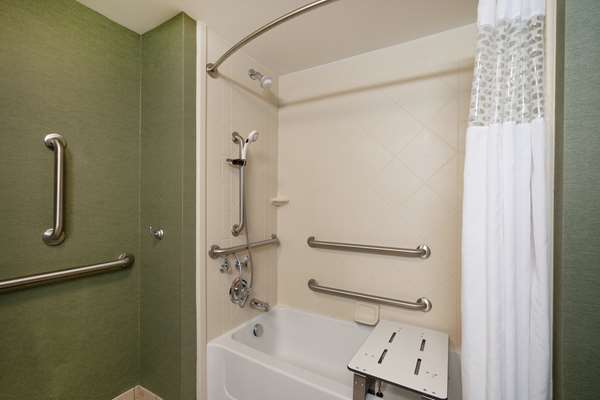  - Hampton Inn University Huntington - I-64, Exit 11