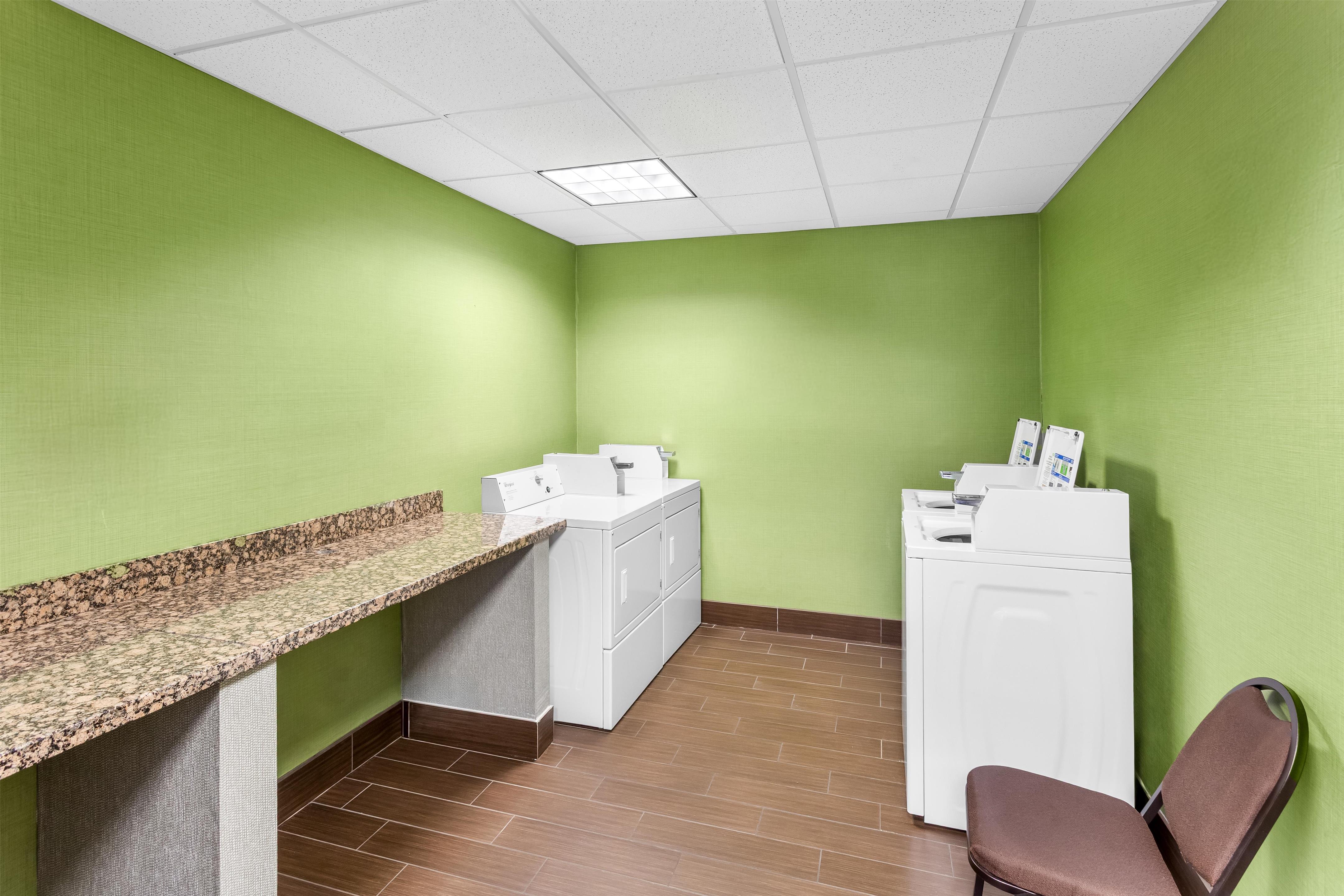 Laundry | Hampton Inn Huntington University Area