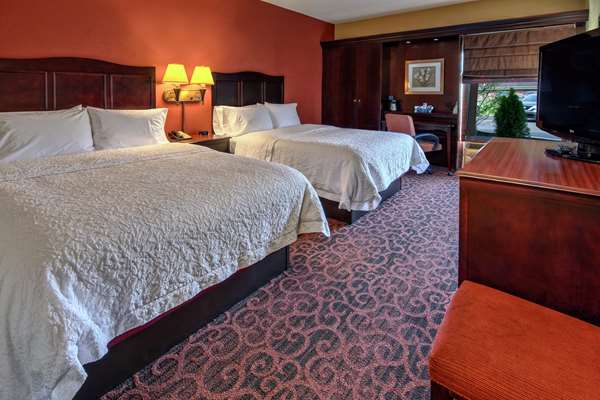  - Hampton Inn Ashland