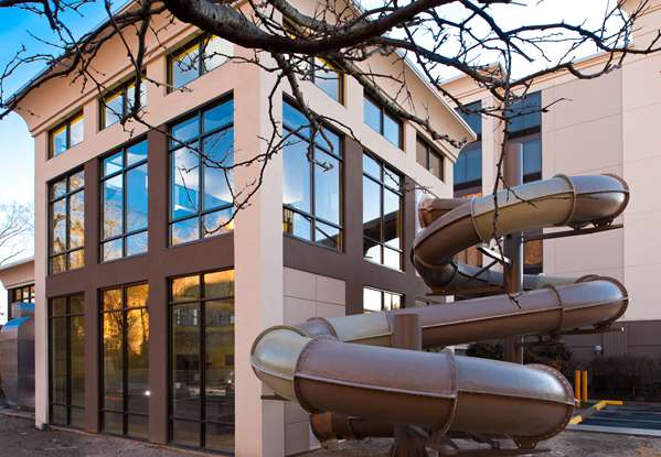 Pool - Hampton Inn Shelton - CT 8, Exit 12