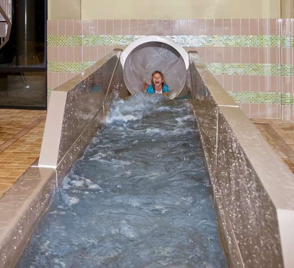 Pool - Hampton Inn Shelton - CT 8, Exit 12