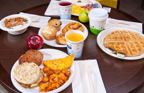 Amenities - Hampton Inn Shelton - CT 8, Exit 12