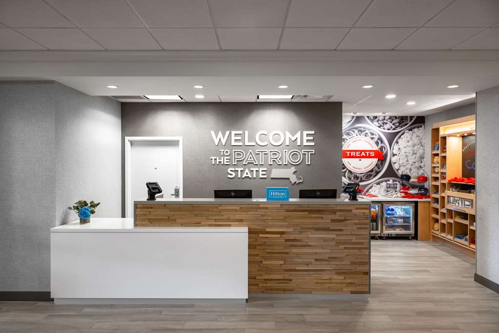 Hampton Inn & Suites Cape Cod/W Yarmouth
