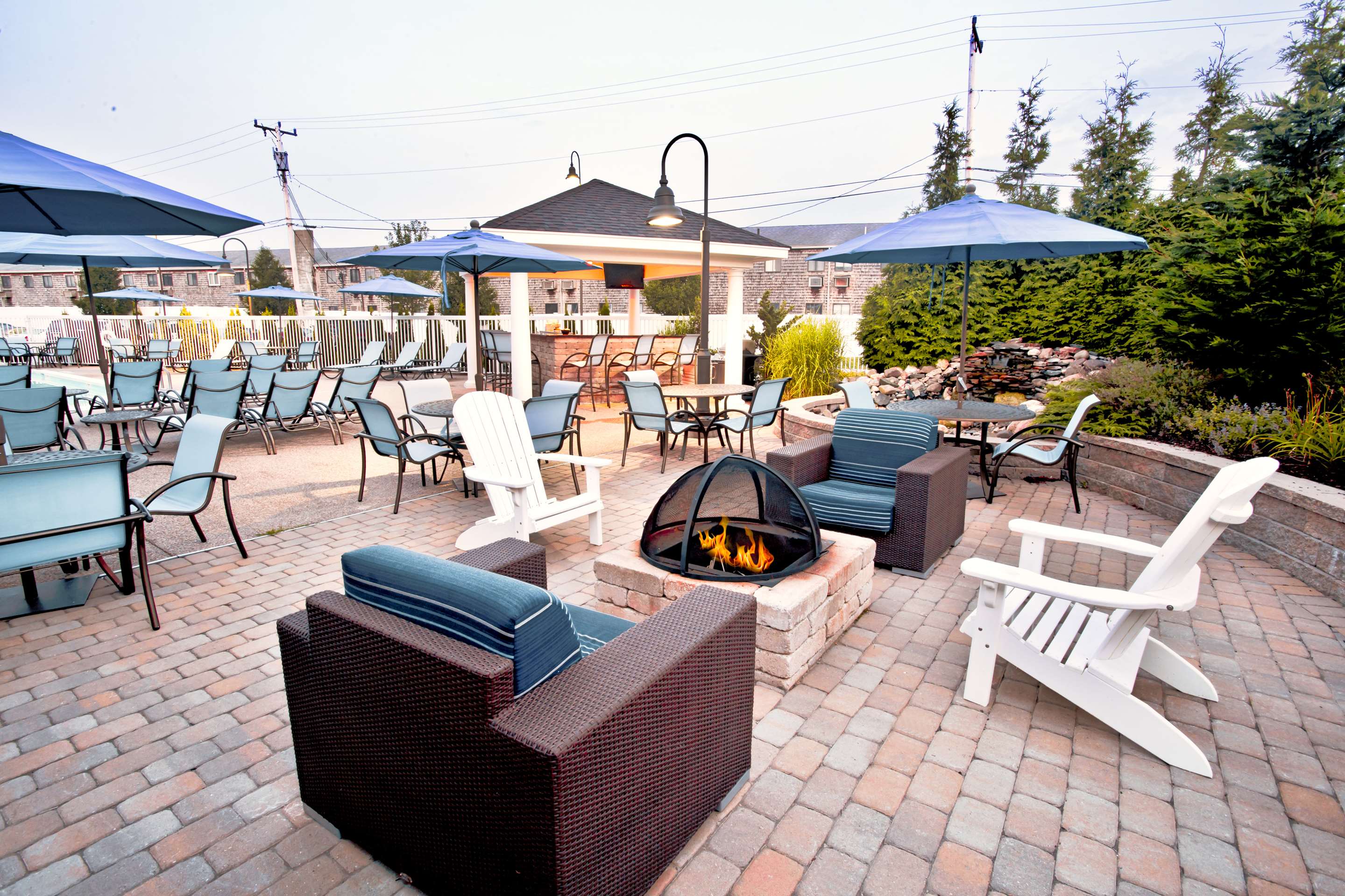 Pool | Hampton Inn & Suites Cape Cod-West Yarmouth
