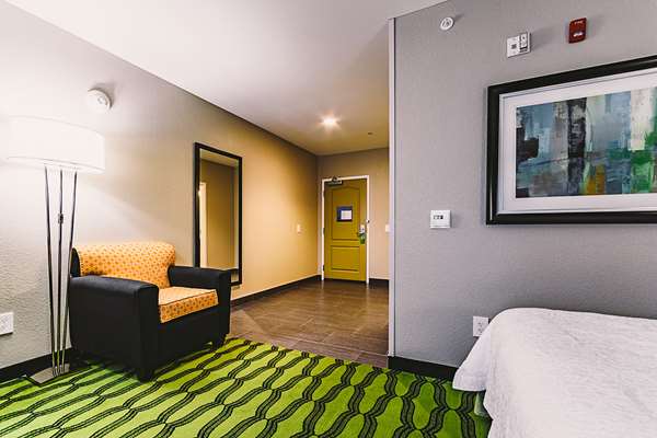  - Hampton Inn Outlet Mall Niagara Falls