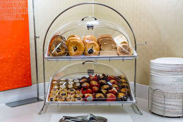 Restaurant - Hampton Inn Outlet Mall Niagara Falls