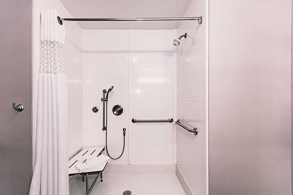  - Hampton Inn Outlet Mall Niagara Falls