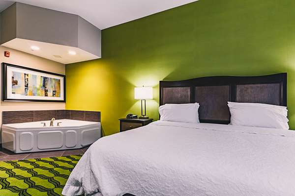  - Hampton Inn Outlet Mall Niagara Falls