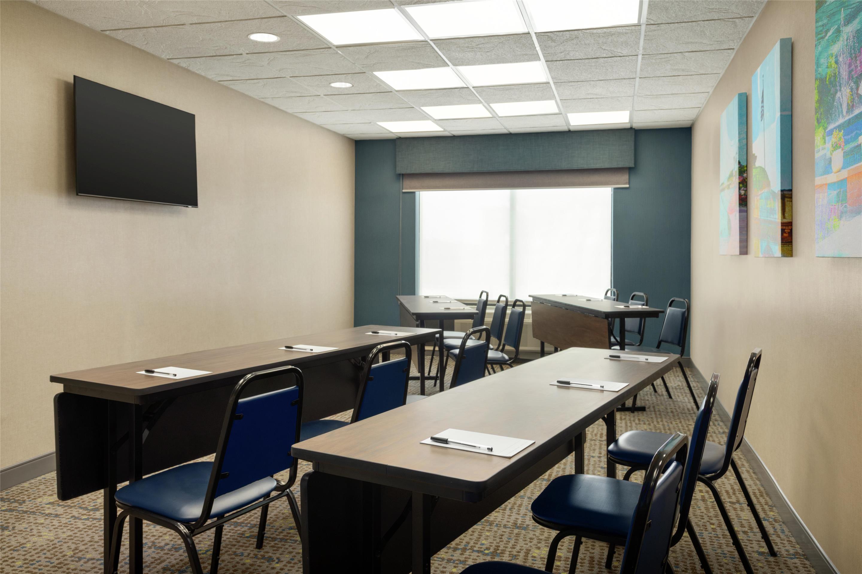 Meeting Room | Hampton Inn Derby Wichita Southeast