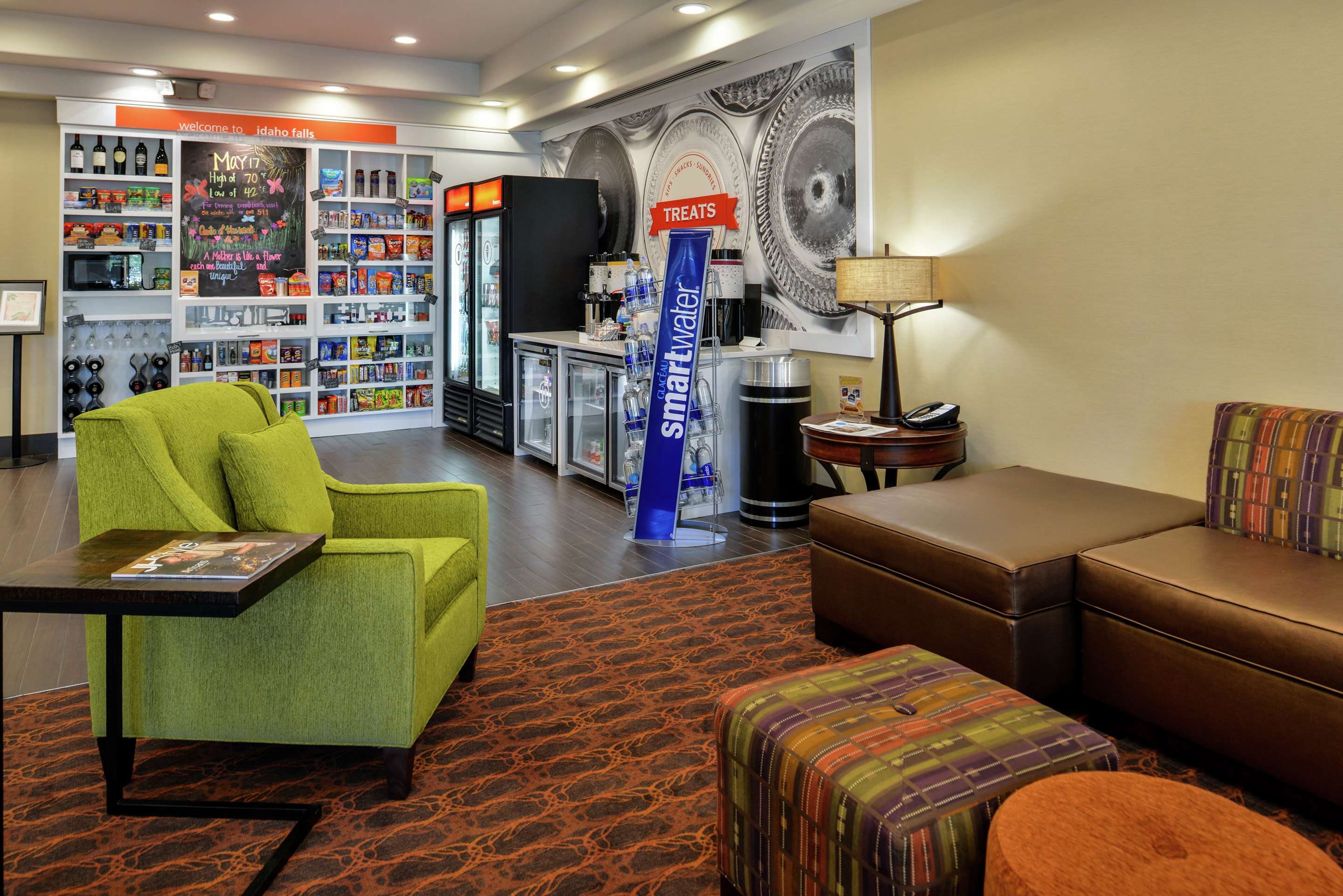 Lobby | Hampton Inn Idaho Falls/Airport