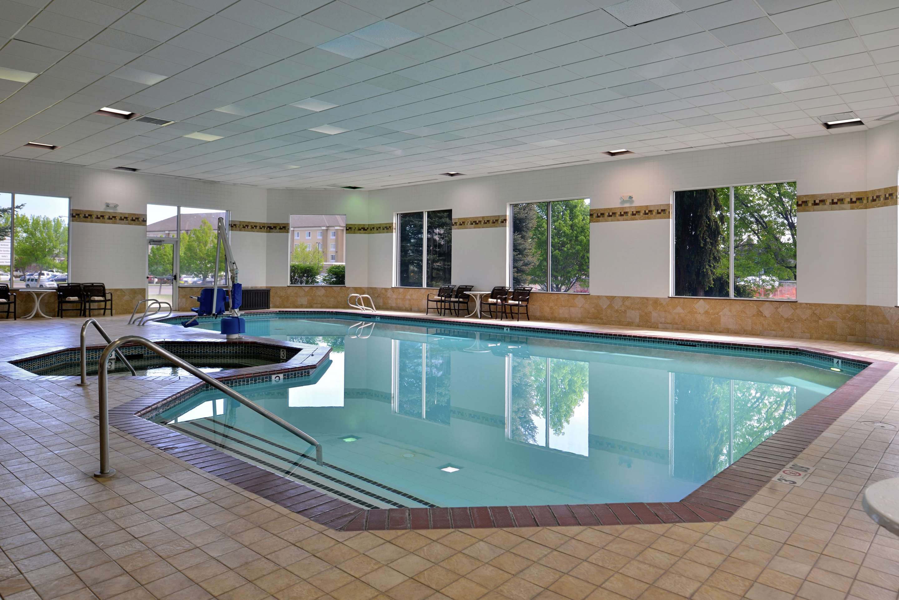 Pool | Hampton Inn Idaho Falls/Airport