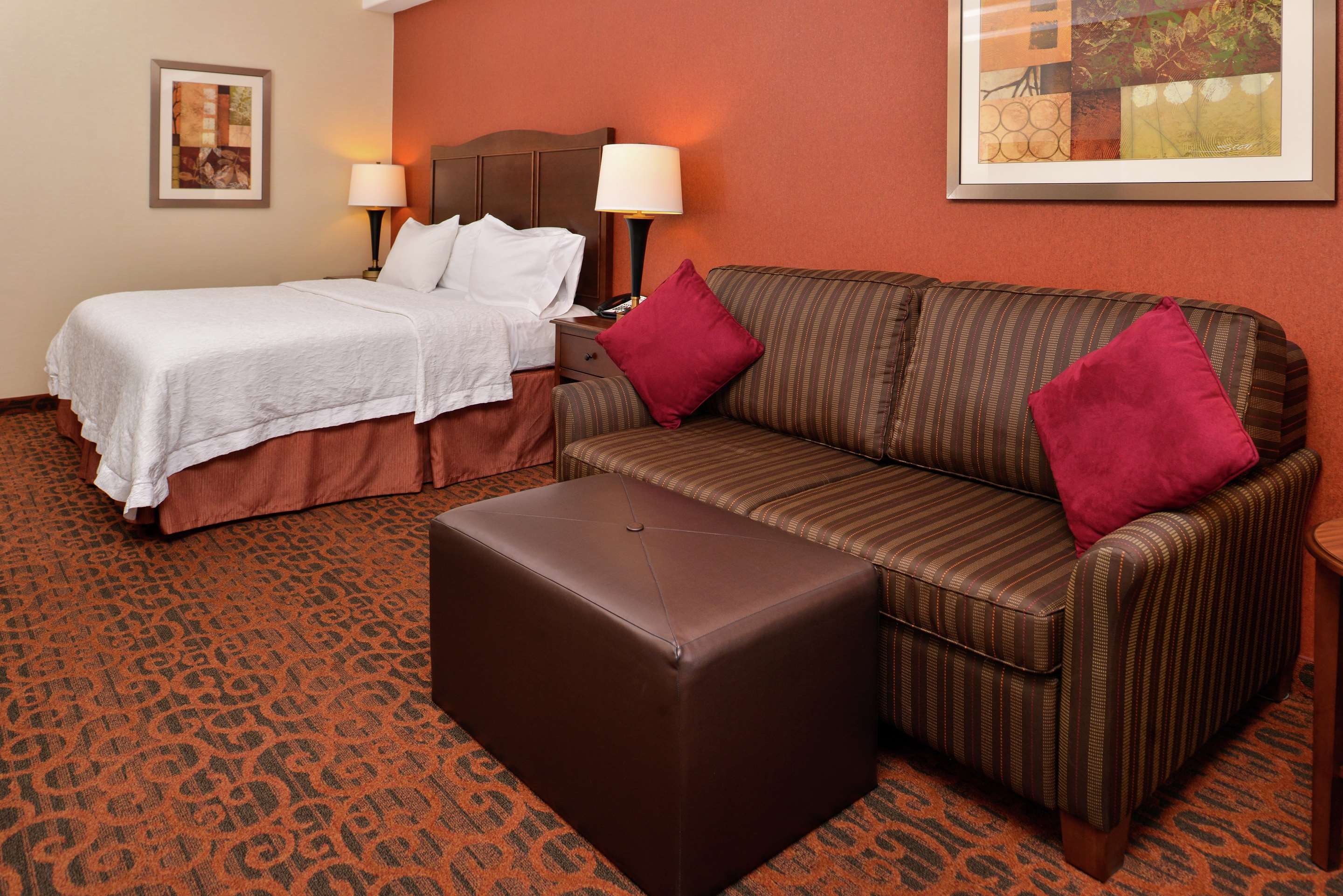 Guest room
