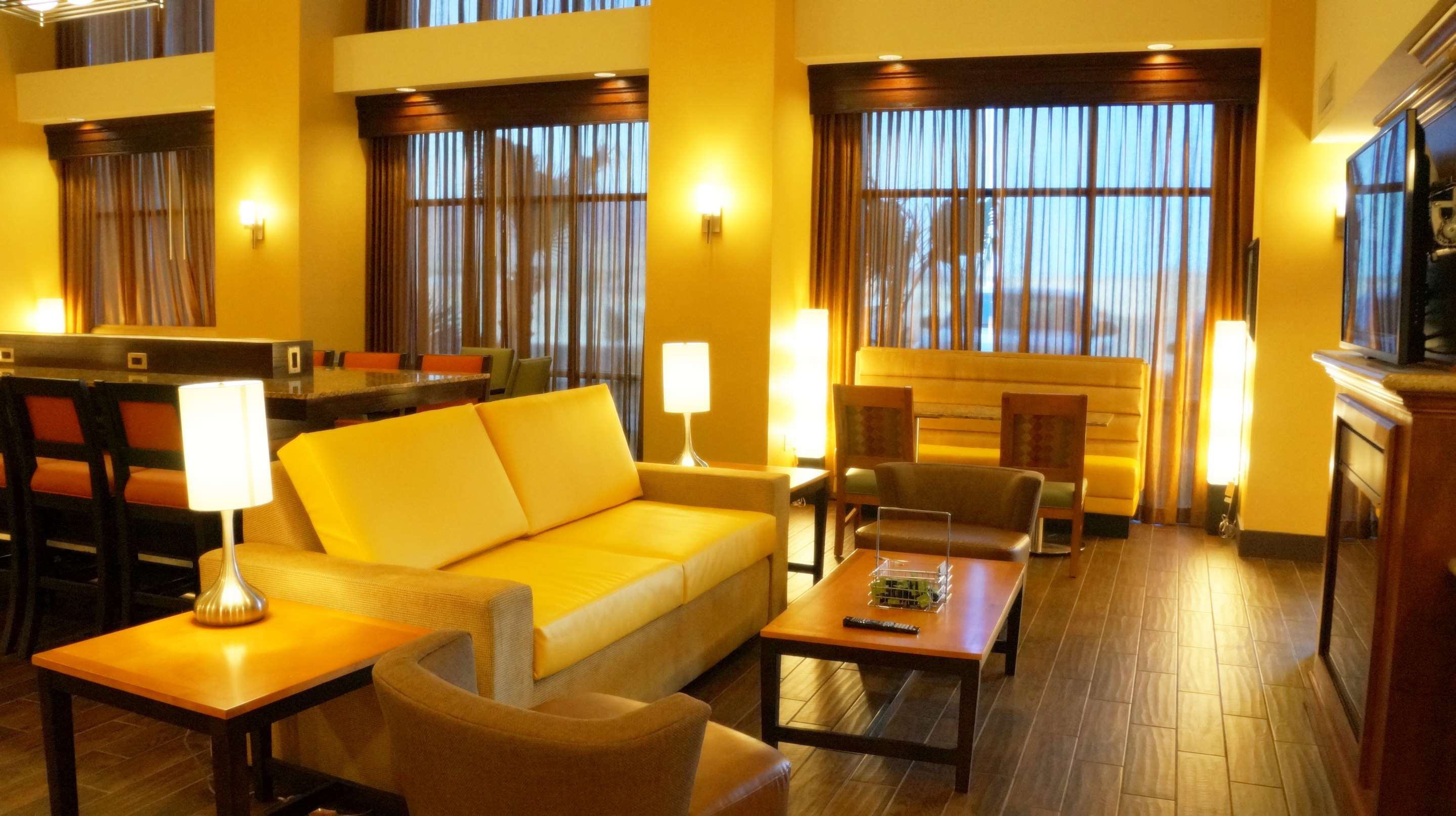 Restaurant | Hampton Inn & Suites Kingman
