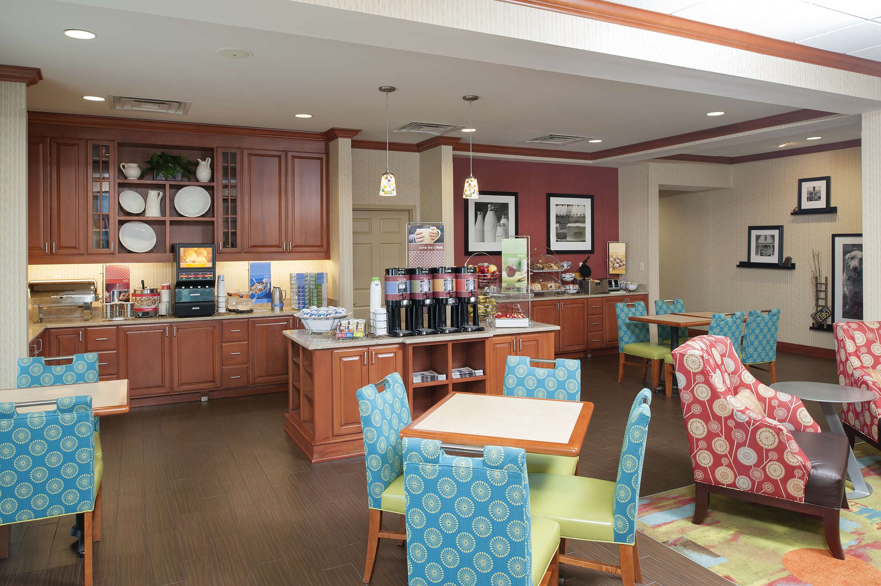 Restaurant | Hampton Inn Jacksonville