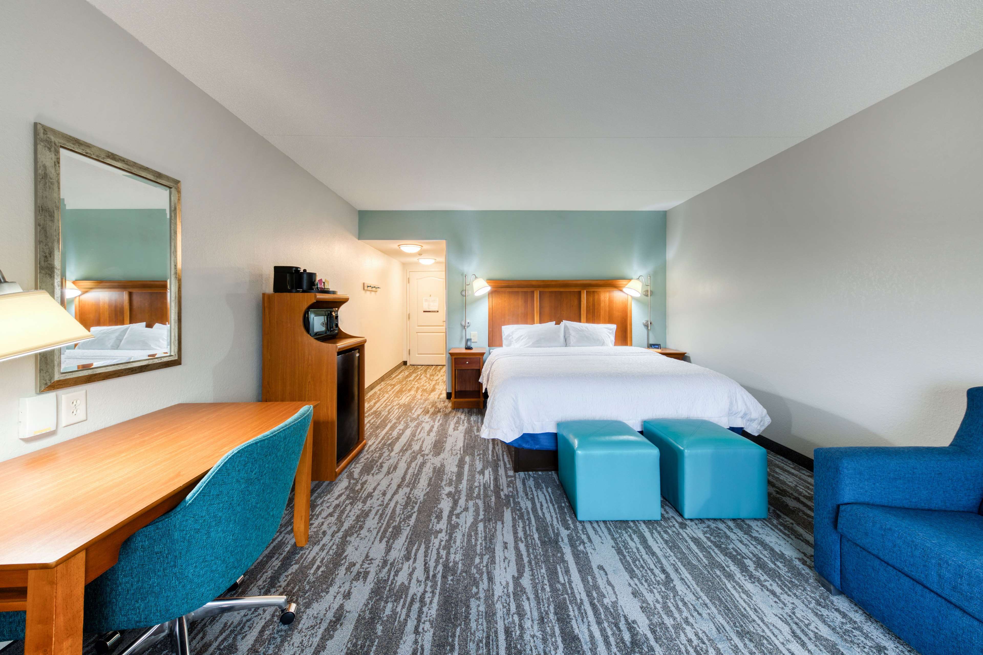 Hampton Inn Wilmington University Area Room Type - 1 KING W SOFABED NONSMOK