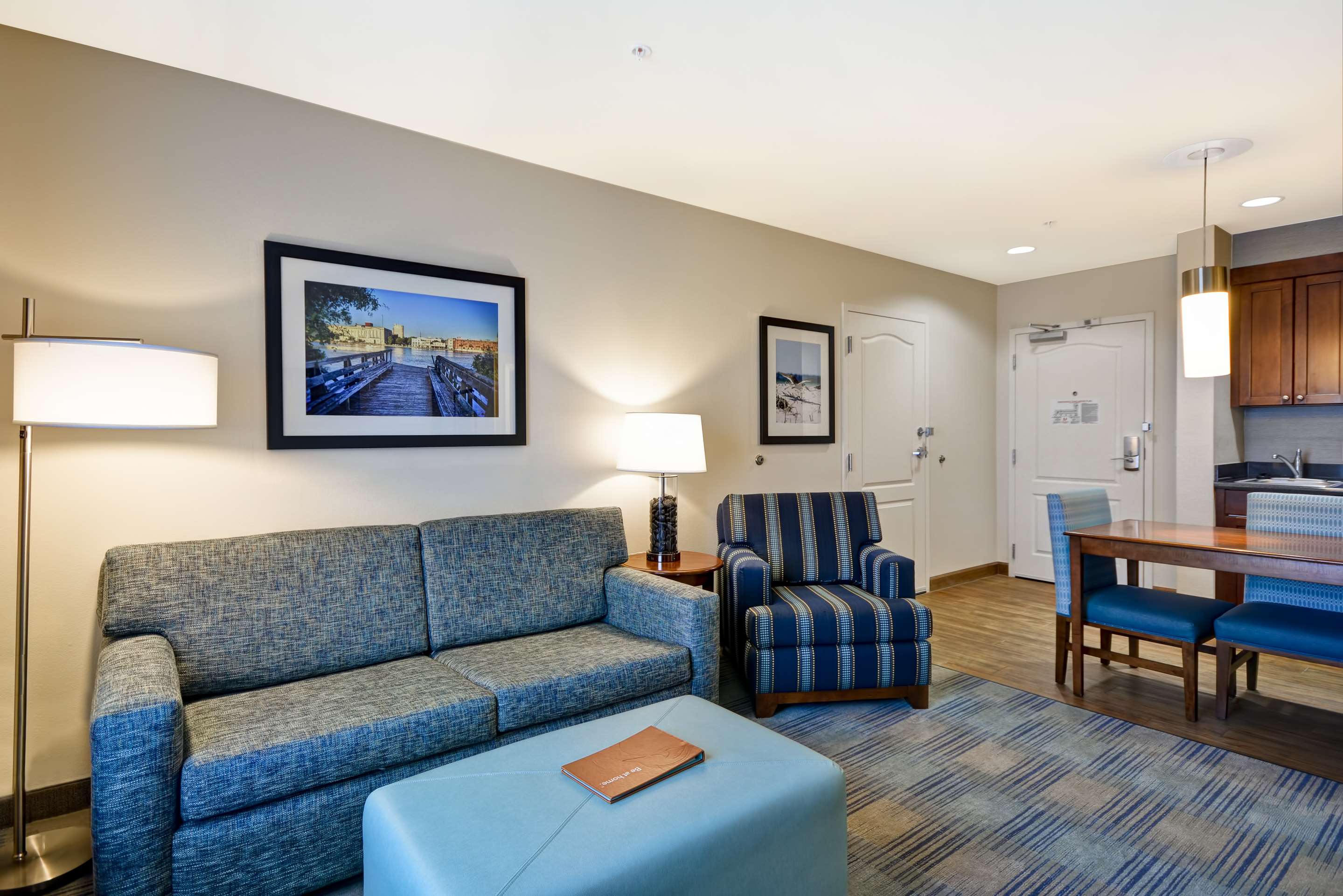 Guest room