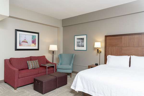 - Hampton Inn Downtown Indianapolis