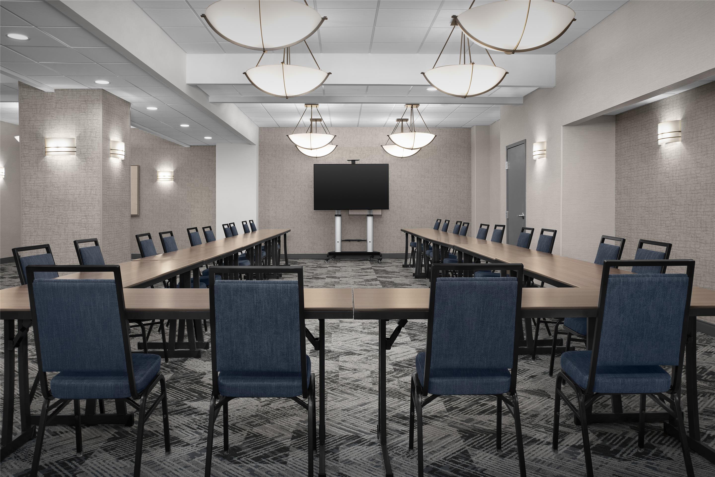 Meeting Room | Hampton Inn Indianapolis Downtown Across from Circle Centre