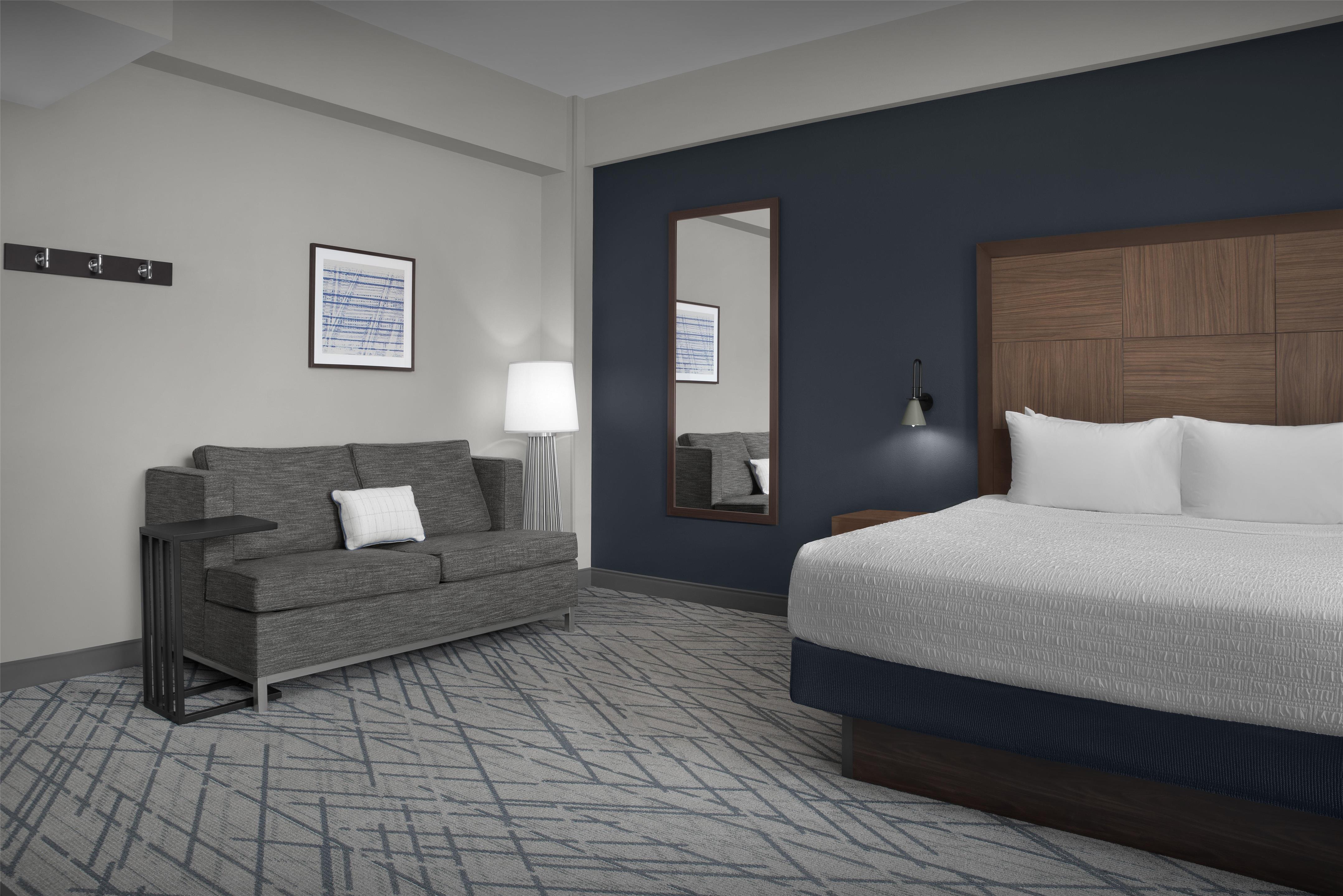 Guest room