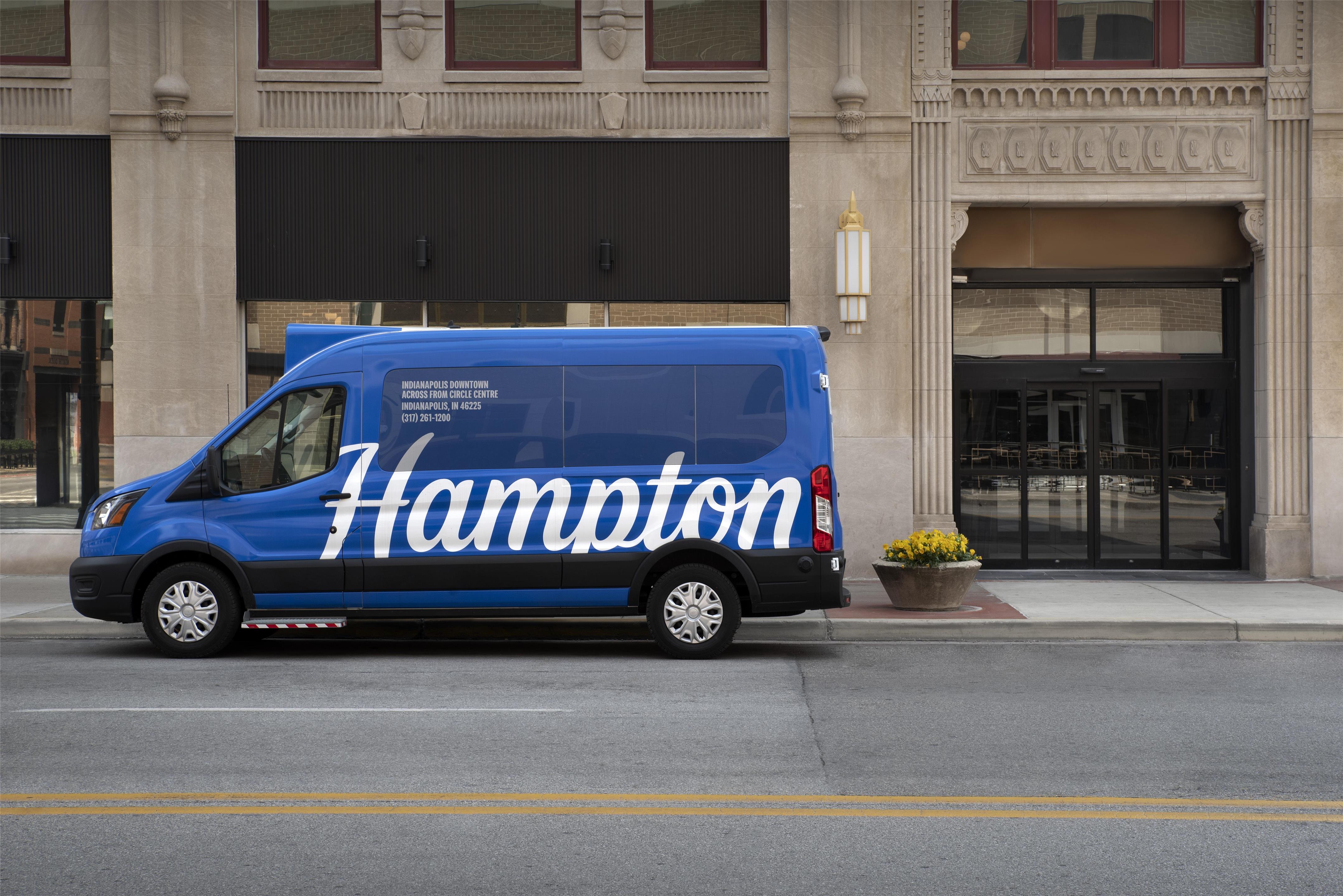 Exterior | Hampton Inn Indianapolis Downtown Across from Circle Centre