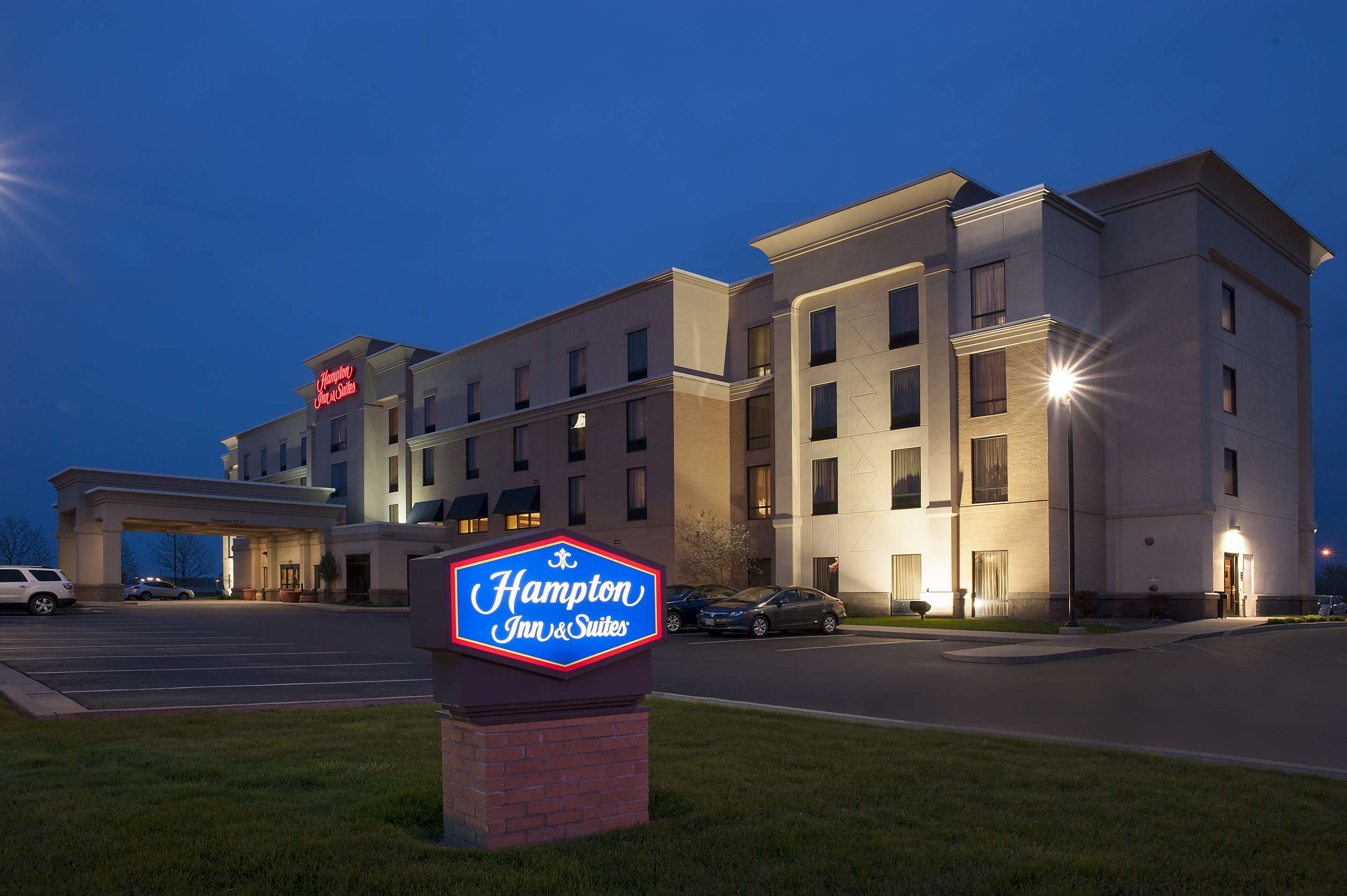 Exterior | Hampton Inn and Suites Indianapolis - Fishers