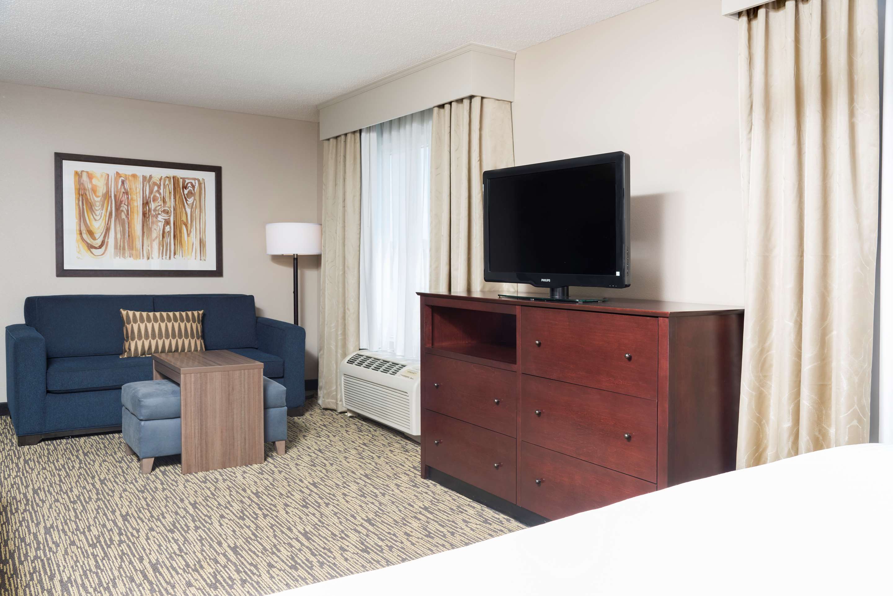 Guest room