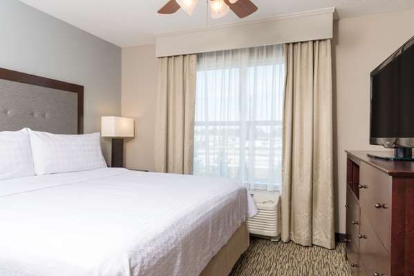  - Homewood Suites by Hilton Northwest Indianapolis